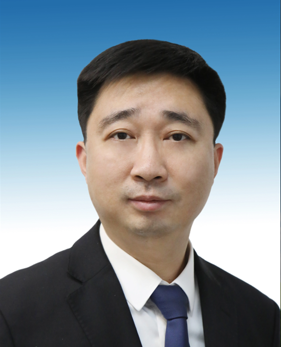 张栋